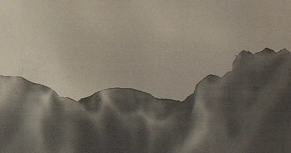 下村観山 山水図（部分）。墨のぼかしで霞む山々