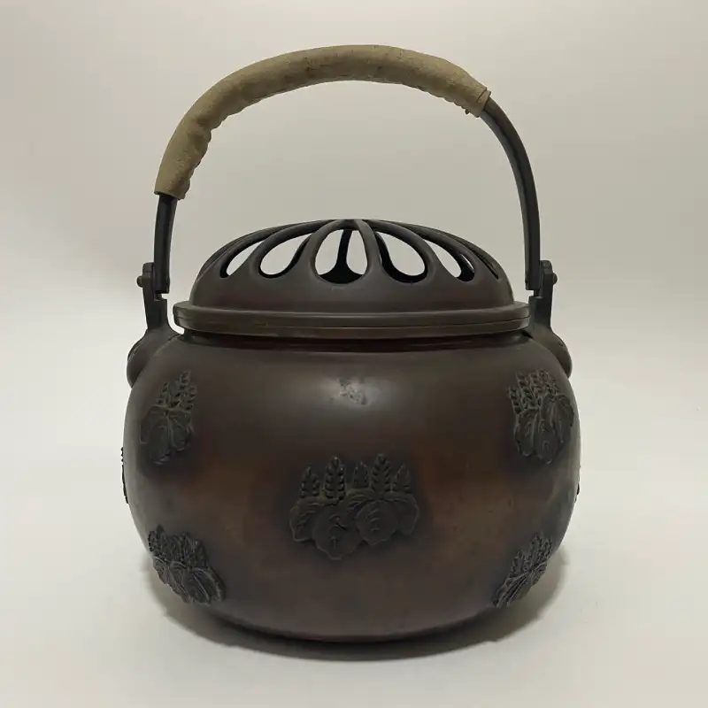透かし蓋の銅製手あぶり
