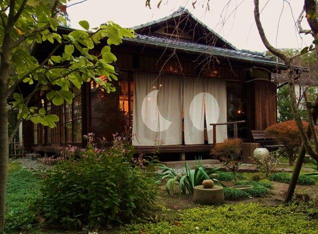古美術もりた　創業当時の神奈川県鎌倉市の店舗外観