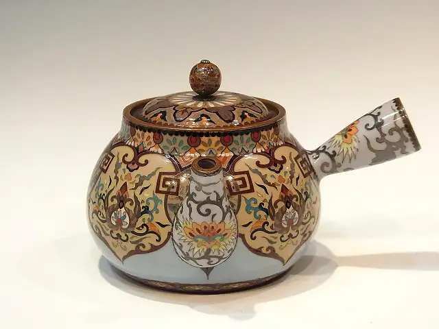 七宝（有線七宝）の急須と煎茶碗・湯冷ましの一式